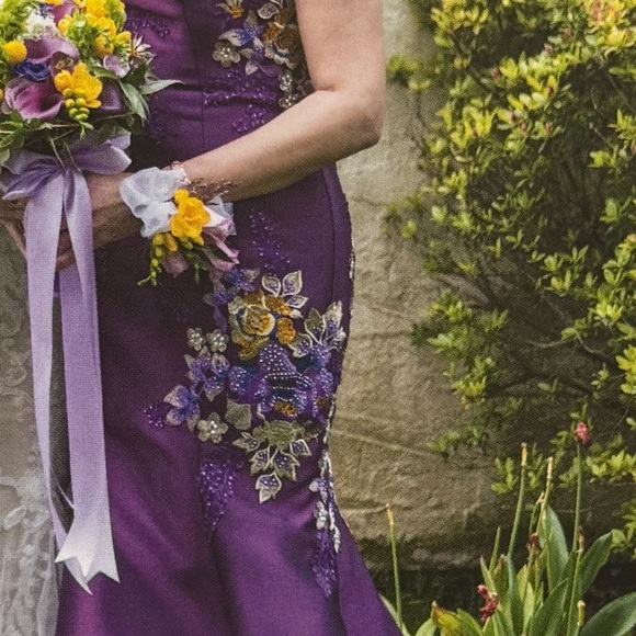 Women’s formal gown - Picture 11 of 13